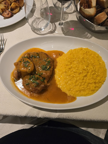 Opinii despre Pizzeria di Porta Garibaldi - MILANO în Milano - Ristorazione