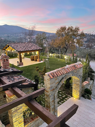 Via Cesine Soprane, 34, 84069 Roccadaspide SA