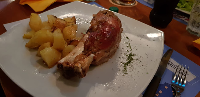 Comments and reviews of Toto's Viterbo