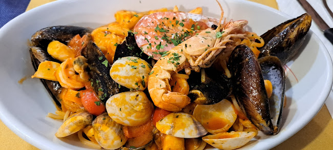 Opinii despre Pizzeria Adamello în Salò - Ristorazione