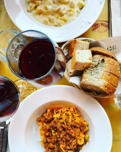 051 Osteria Piazza Maggiore - Ristorazione