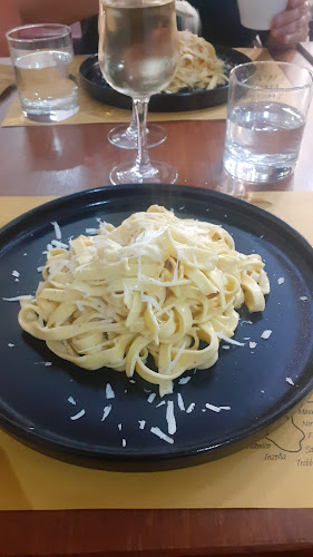 Opinii despre Tabacchi/Ristorante/Pizzeria "Bèla Ugo" în Cerro al Lambro - Ristorazione