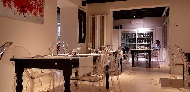 Vineria Fuori Uso Open Times