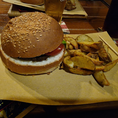 Comments and reviews of Pub Number Ten