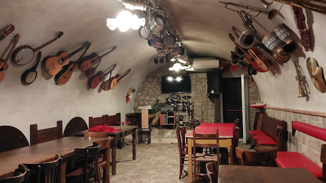 Via Capo del Colle, 26, 67043 Celano AQ