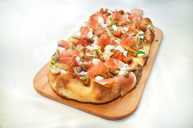 Pizzeria Tavola calda Isidoro&Maria Villanova - Ristorazione