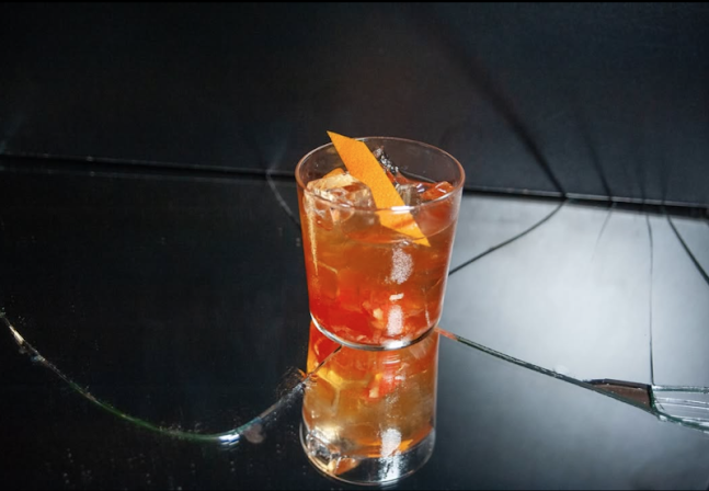 Comentarii opinii despre People Drink Emotion