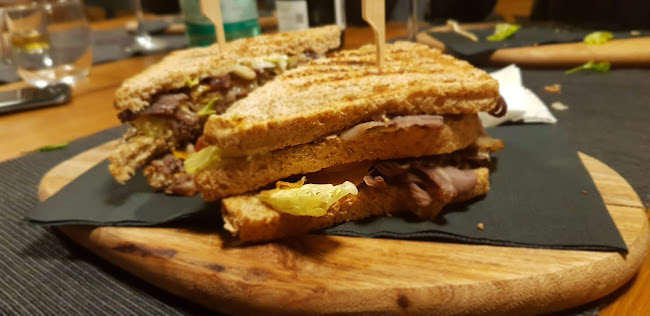 Comentarii opinii despre Mockingbird