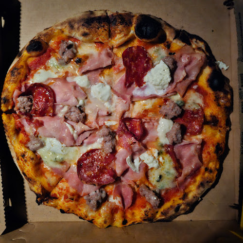 Opinii despre Civico7 Pizzeria Trattoria în Pocapaglia - Ristorazione