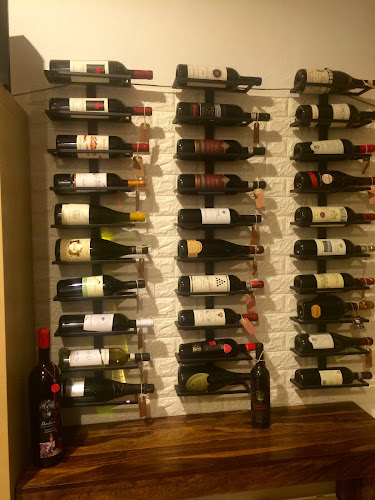 Opinii despre La Casa del Vino în Corbetta - Ristorazione