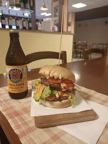 Opinii despre Màlì - italian thai coffee pub în Ferrada - Ristorazione