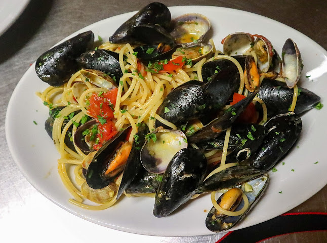 Comentarii opinii despre Trattoria Pizzeria La Quercia (2km da Tropea)