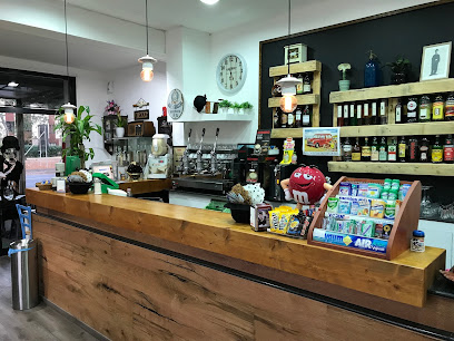 CHARLIE'S BAR DI DUCHI DANIELA