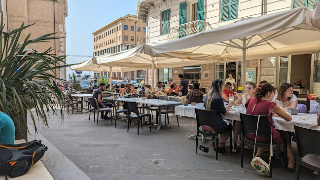 Bar Caffè Giuliani - Ristorante - Pizzeria - Aperitivi - Rooms - Ancona