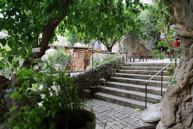 Caveau Pizzeria - Ristorazione