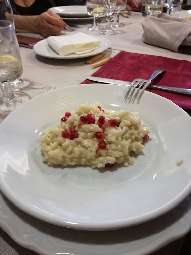 http://www.ristorantealbergodeicacciatori.it/