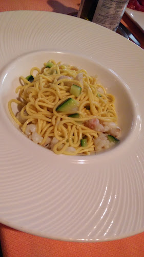 Opinii despre Trattoria Corte Fiorina în Lecco - Ristorazione