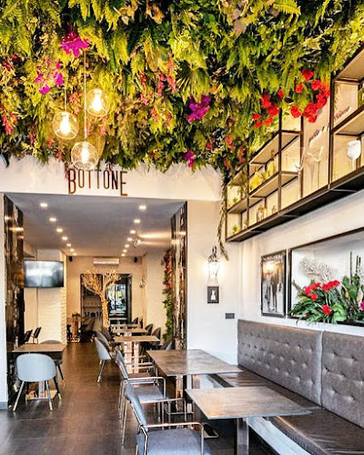 BOTTONE - Gusto e Passione - Napoli