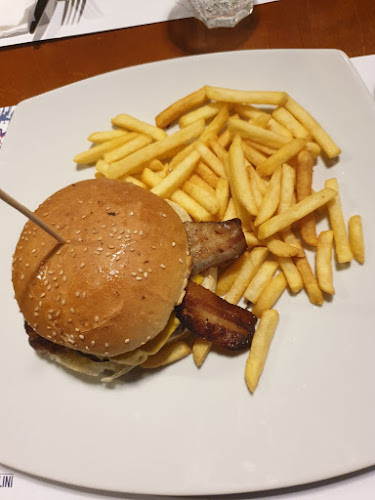 Opinii despre Crazy Bull Cafe' în Bracciano - Ristorazione