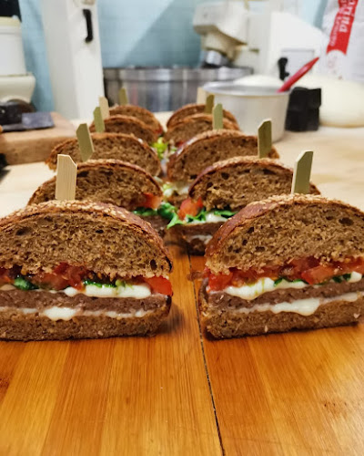 Opinii despre Panificio Caprili Sergio & C. Snc în Bientina - Ristorazione