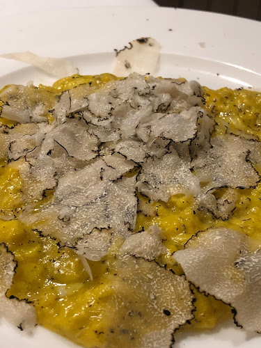 Opinii despre Osteria del Borgo în Castelraimondo - Ristorazione