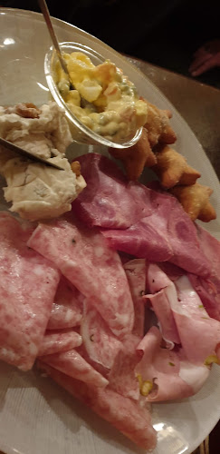 Opinii despre Ristorante Pub Andy Capp's House în Fagnano Olona - Ristorazione