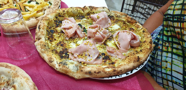 Via Regina, 17, 80021 Afragola NA