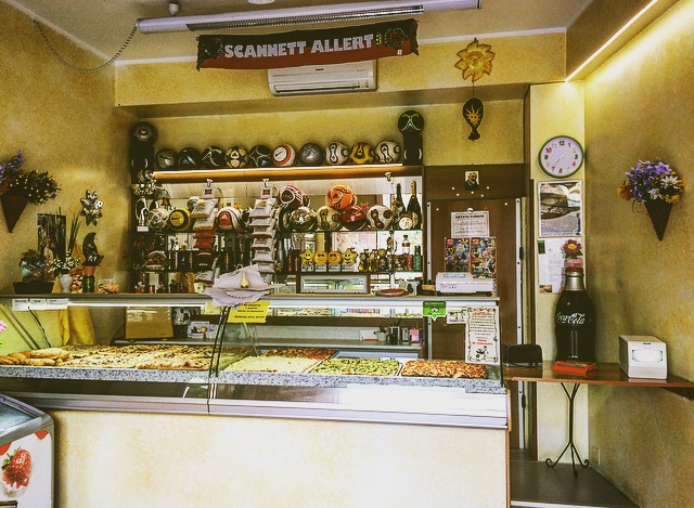 Pizza In Piazza Di Calcutto Silvana