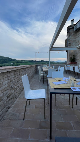 Opinii despre Bar Rosita pizzeria Di Venturini Giacomo în Montottone - Ristorazione