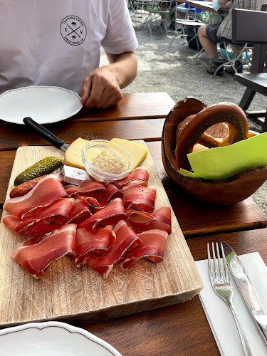 Biergarten Tirol am Schlossweg - Tirolo
