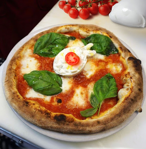 Ristorante Napoletano, Bar e Pasticceria da Teresa e Patrizia Milano