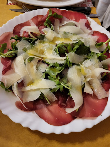 Comentarii opinii despre Mega Bar Pizzeria