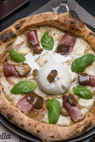 Via Achille Grandi, 37/39, 70043 Monopoli BA