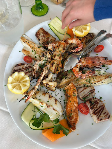 Opinii despre Surfer'S Grill în Nago-Torbole - Ristorazione