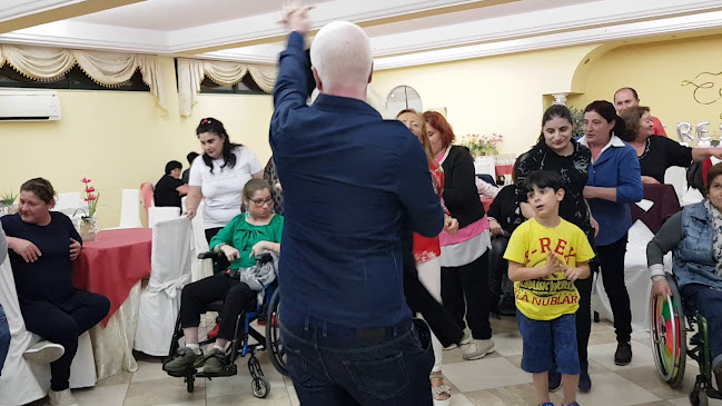 Opinii despre Pizzeria Moretti în Boscotrecase - Ristorazione