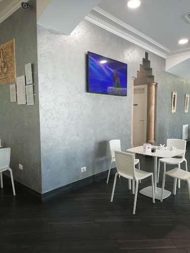 Caffè Classico Open Times