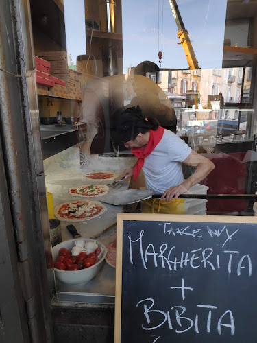 Pizzeria Farina&Co. Napoli Open Times