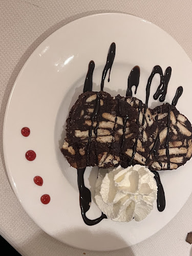 Comentarii opinii despre Henry's House