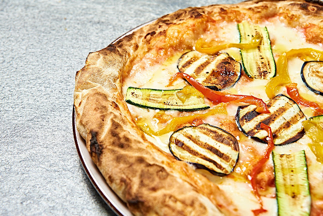 Opinii despre Ristorante Grotto Bagat în Lavena Ponte Tresa - Ristorazione