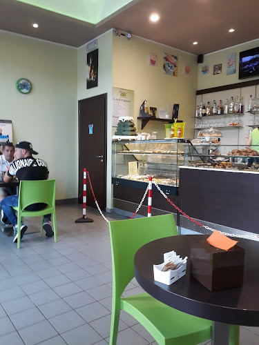 Opinii despre Pasticceria Kiwi di Wilson e Katia în Casorate Primo - Ristorazione