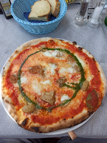 Ristorante Pizzeria Camelia (NUOVA GESTIONE CON PIZZAIOLO NAPOLETANO) - Cannobio