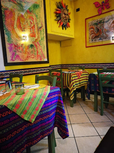 La Cucaracha Phone number