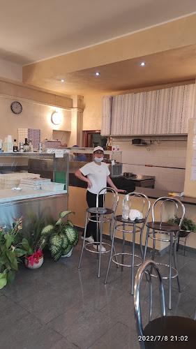 Pizzeria Gastronomia e Rosticceria O' Golfo Di Napoli - Ristorazione