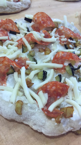 Reviews of Pizzeria Tavola calda Isidoro&Maria Villanova in Villanova - Ristorazione