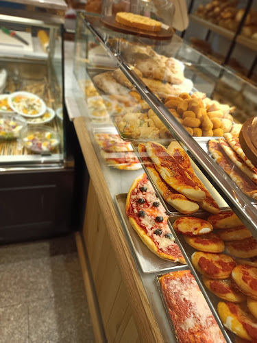 Opinii despre Fratelli Lanzarini - Panificio în Vergato - Ristorazione