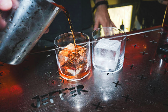 JEFFER cocktails & friends - Ristorazione
