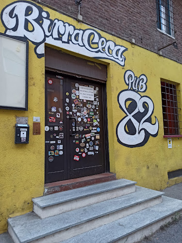 Birra Ceca Pub82 - Ristorazione