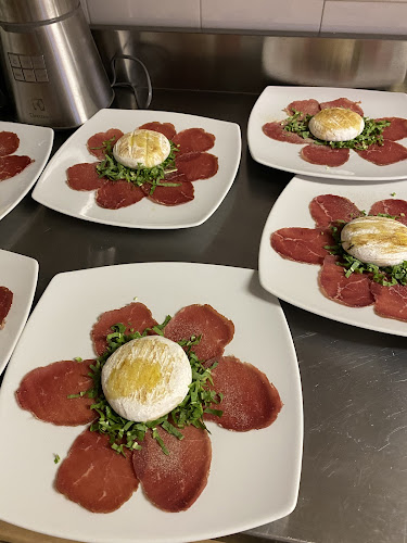 Opinii despre Bar trattoria la bettola în Civo - Ristorazione