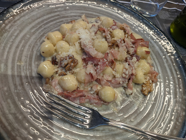 Via Carlo D'Angiò, 60, 50126 Firenze FI, Italia