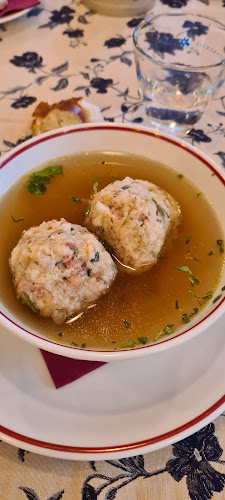 Comentarii opinii despre Hopfen & Co.